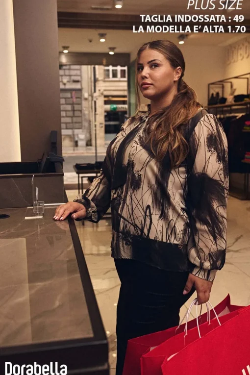 Blusa a fantasia con collo a fusciacca FANTASIA