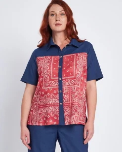 Camicia a fantasia con inserti chambray BLU