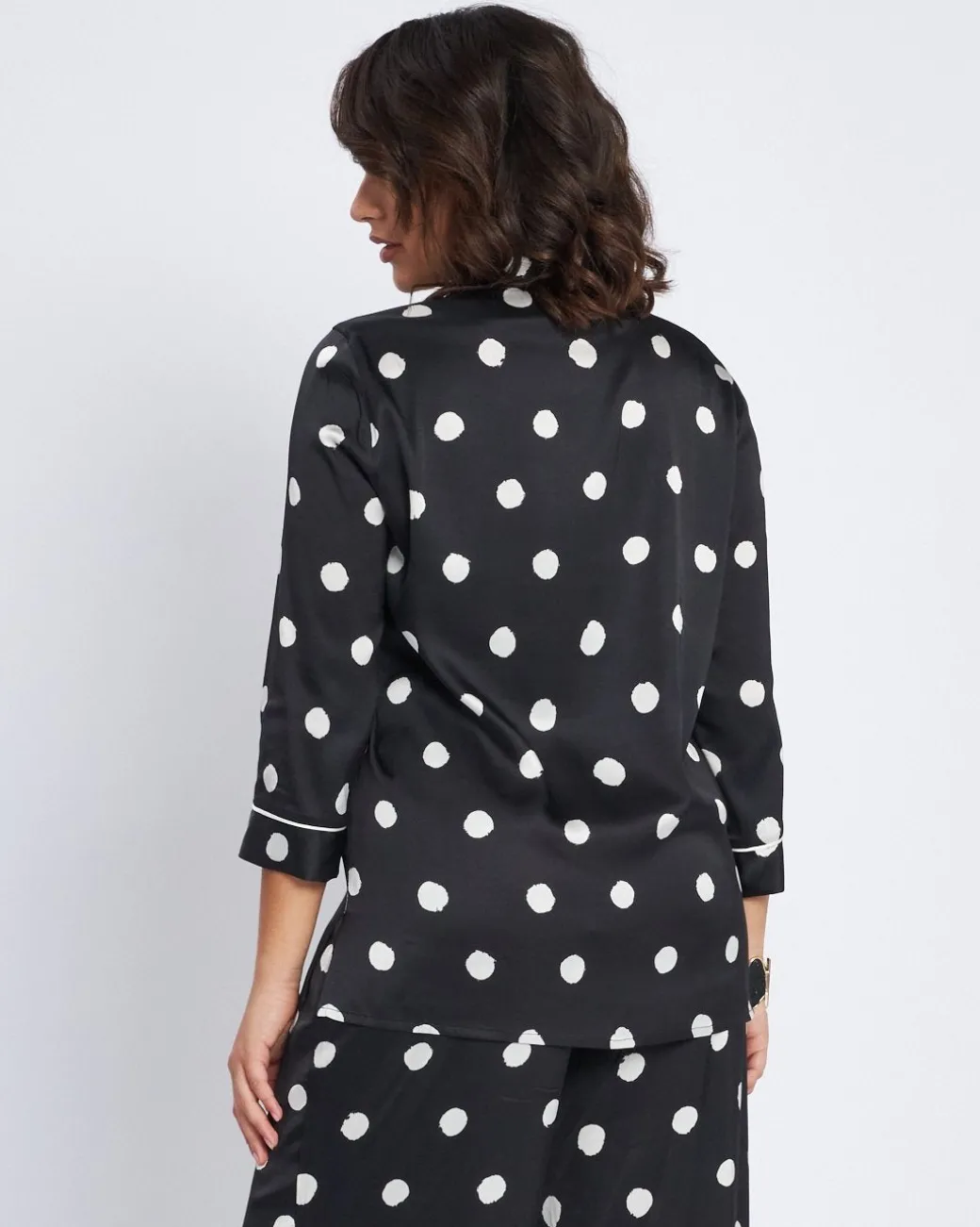 Camicia in raso di viscosa con stampa pois NERO