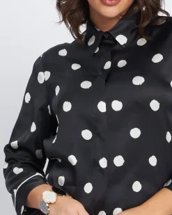 Camicia in raso di viscosa con stampa pois NERO