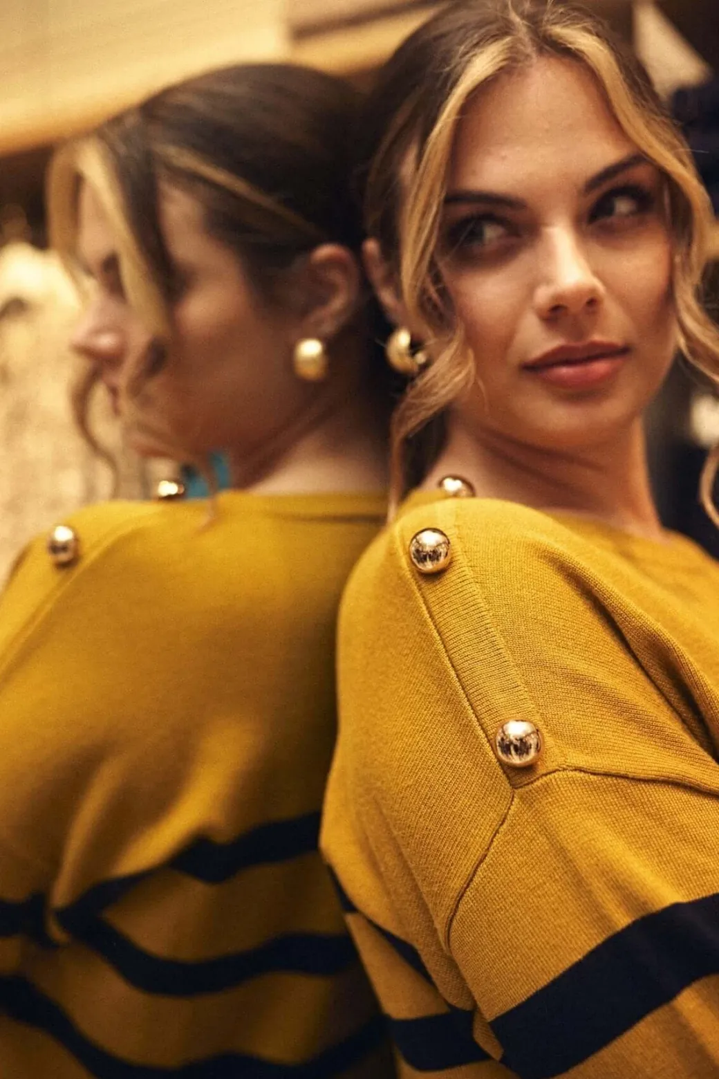 Maglia con motivo a righe e dettagli di bottoni sulle spalle TAPENADE