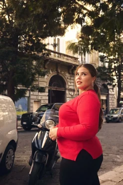 Maglia con scollo a V e inserto in paillettes sullo scollo RIBES