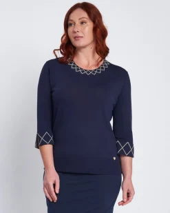 Maglia girocollo con ricami a rombo ai bordi BLU