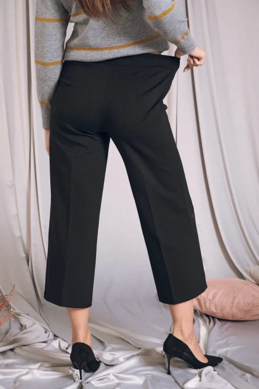 Pantalone comfy cropped con vita elastica NERO