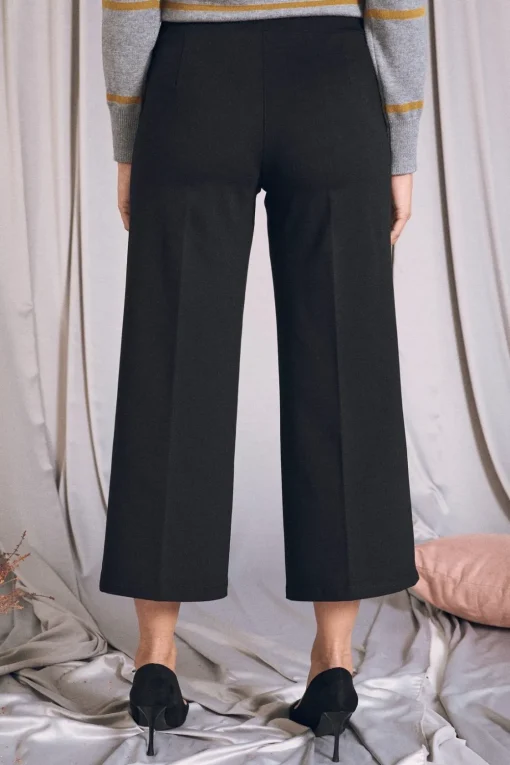 Pantalone comfy cropped con vita elastica NERO