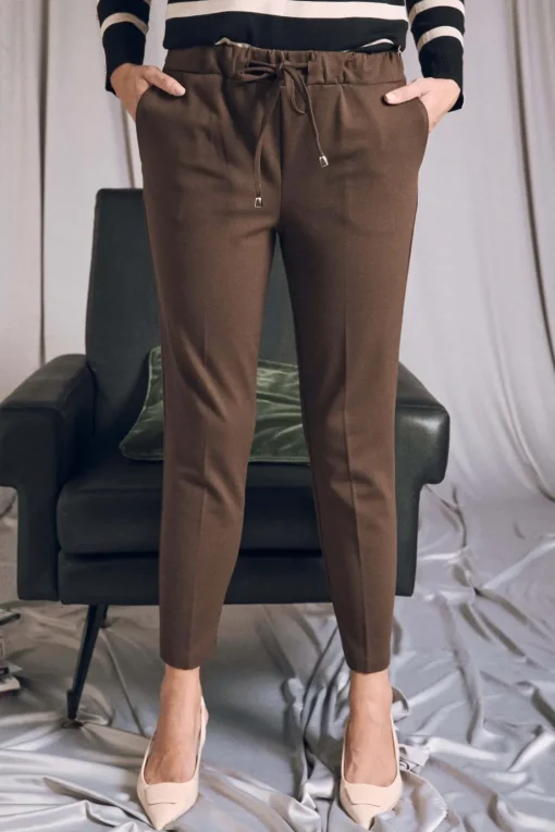 Pantalone comfy dal taglio jogger e coulisse MORO